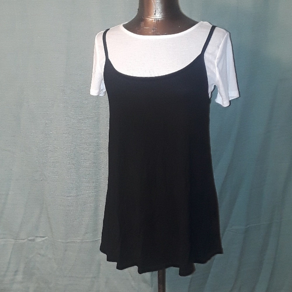 * Signature Studio Layered Slip Dress Black With A White Rib Tee Shirt Basic Top